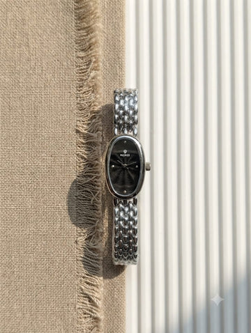 Oval Dial Elegant Watch
