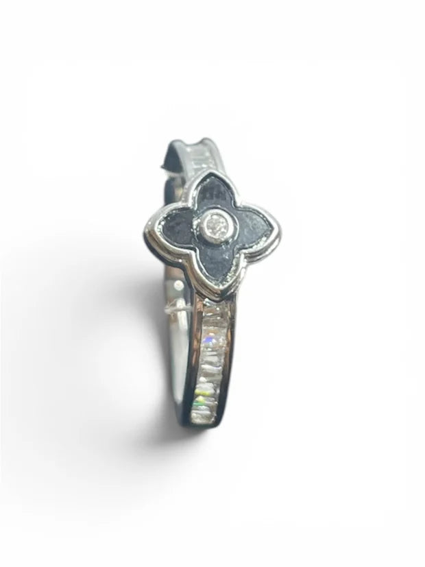 Silver Clover Flower Ring With Stone
