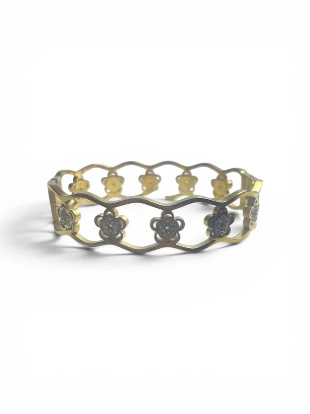 Flower Design Cuff Bangle
