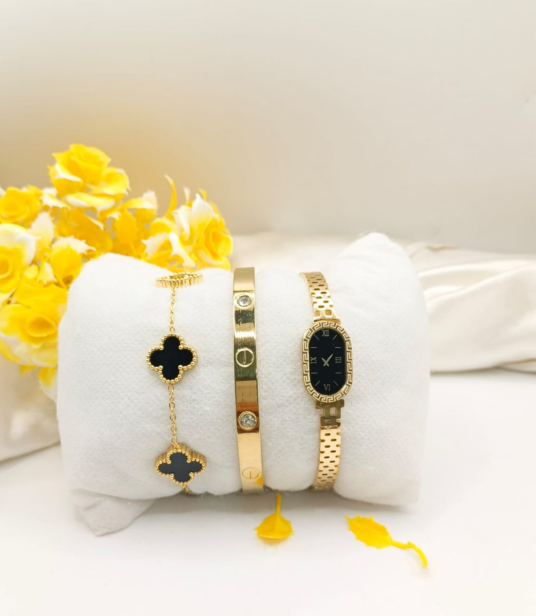Essential Elegance Watch & Clover Bracelet Set