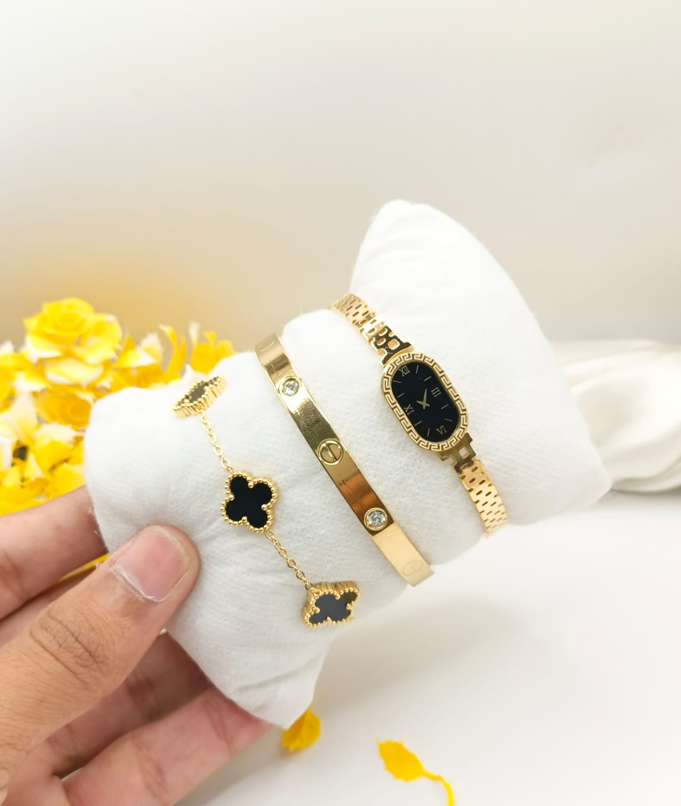 Essential Elegance Watch & Clover Bracelet Set