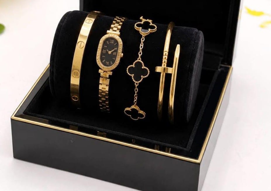 Golden Clover Watch & Bangle Stack Set