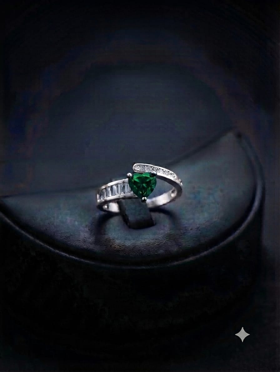 Taper Zircon Stone Ring&nbsp;