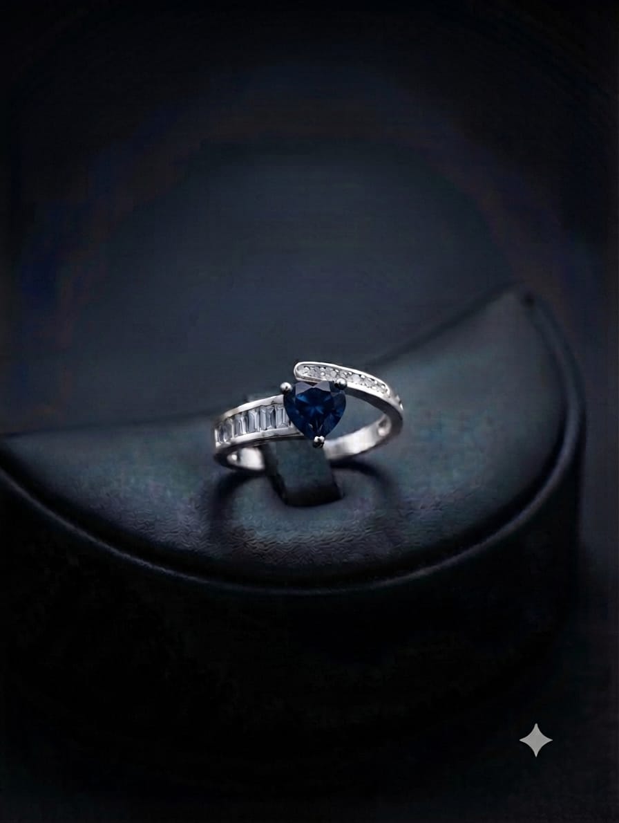 Taper Zircon Stone Ring&nbsp;