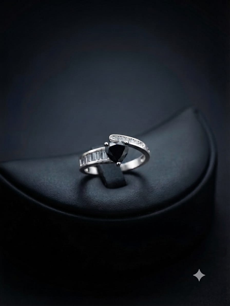 Taper Zircon Stone Ring&nbsp;