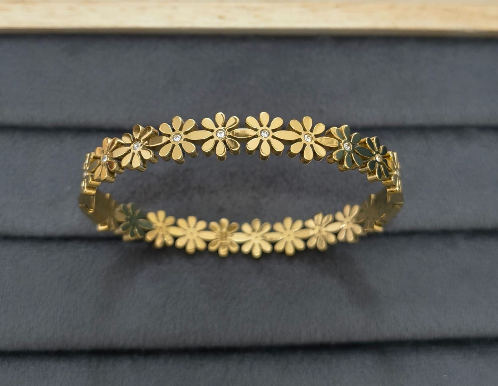 Golden Daisy Bracelet
