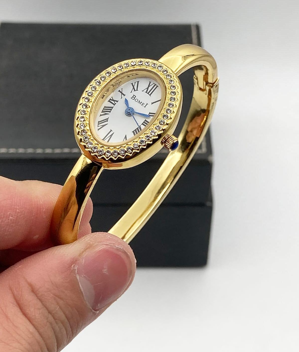 Oval Bangle Watch