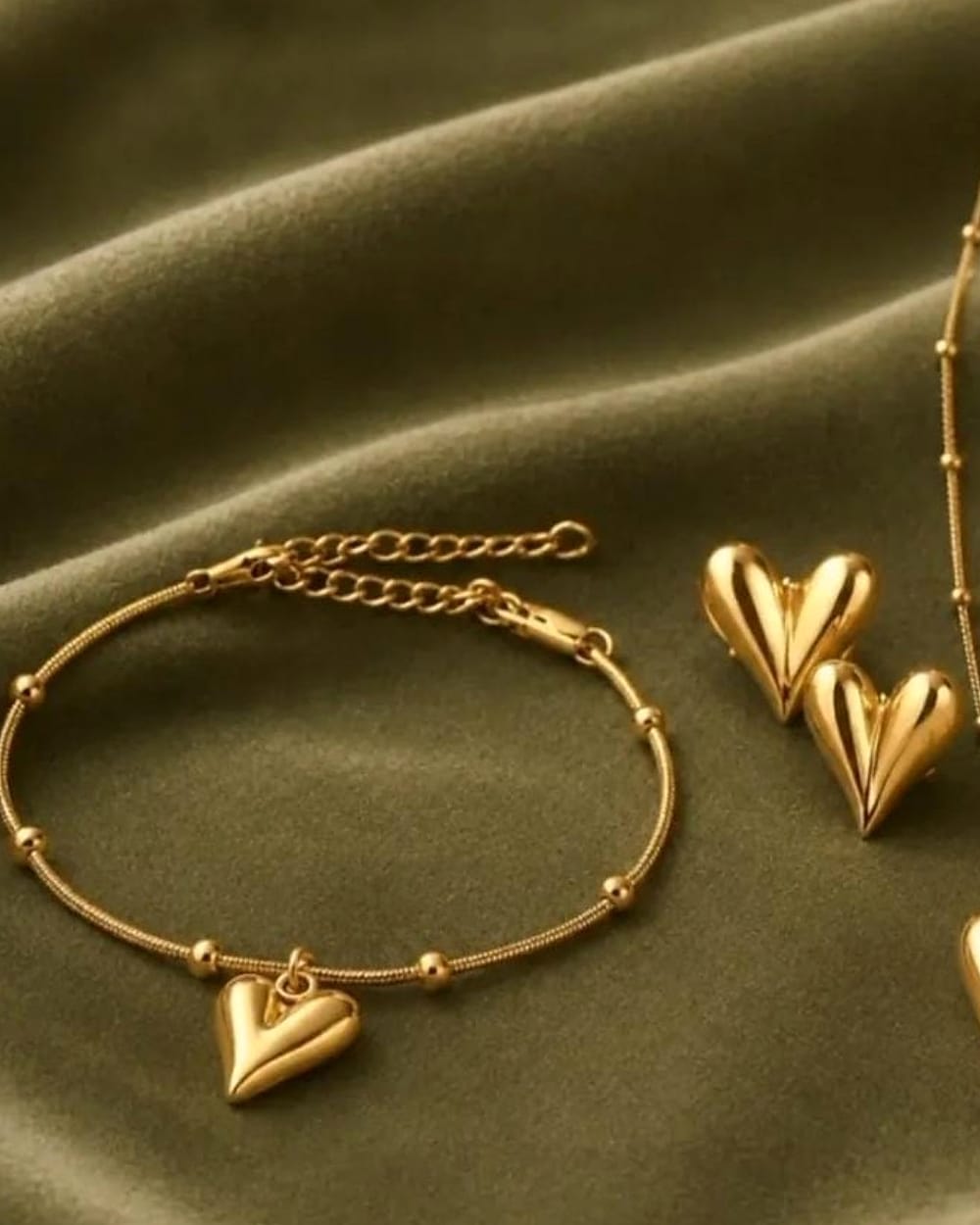 Golden Puffy Heart 3-Piece Jewellery Set