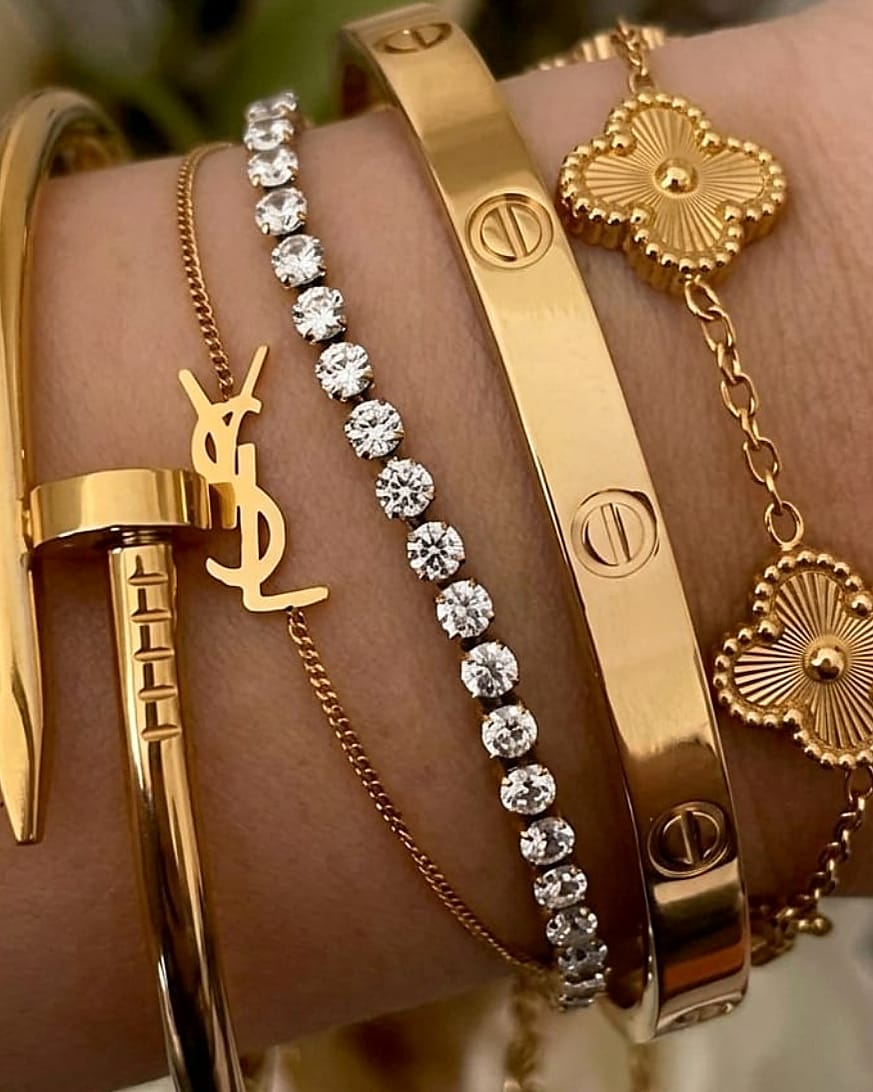 Luxe Gold Bangle Stack Set - 5 Piece